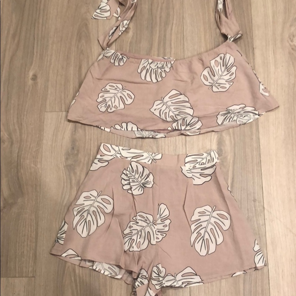 Tobi shorts and top matching set! sz sm